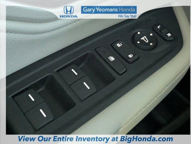 Certified 2025 Honda Odyssey Touring image 27