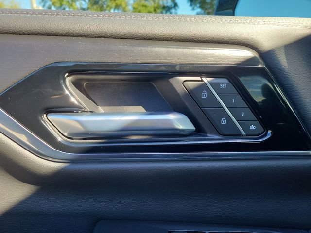 Certified 2025 GMC Yukon XL Denali image 26