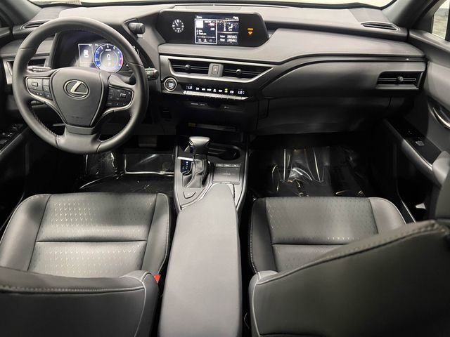 Used 2022 Lexus UX 200 w/ Accessory Package (Z2) image 14