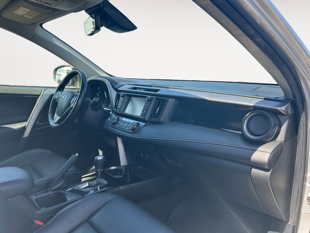 Used 2016 Toyota RAV4 Limited w/ Advanced Technology Package AWD/4WD image 26