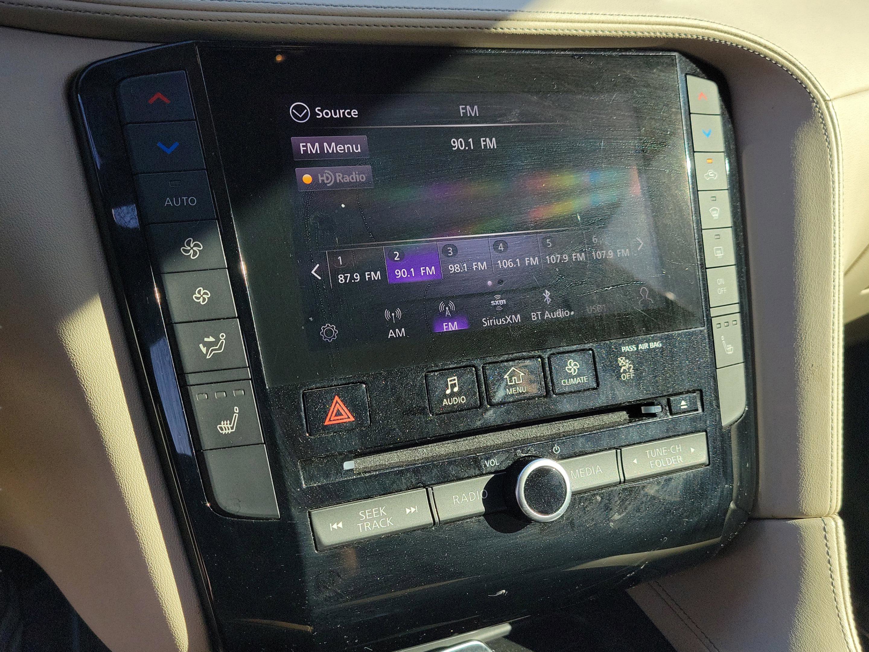 Used 2022 INFINITI QX50 Luxe image 19