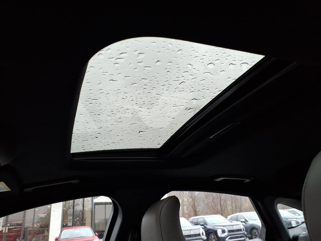 Used 2017 Ford Fusion Sport w/ Equipment Group 401A image 8