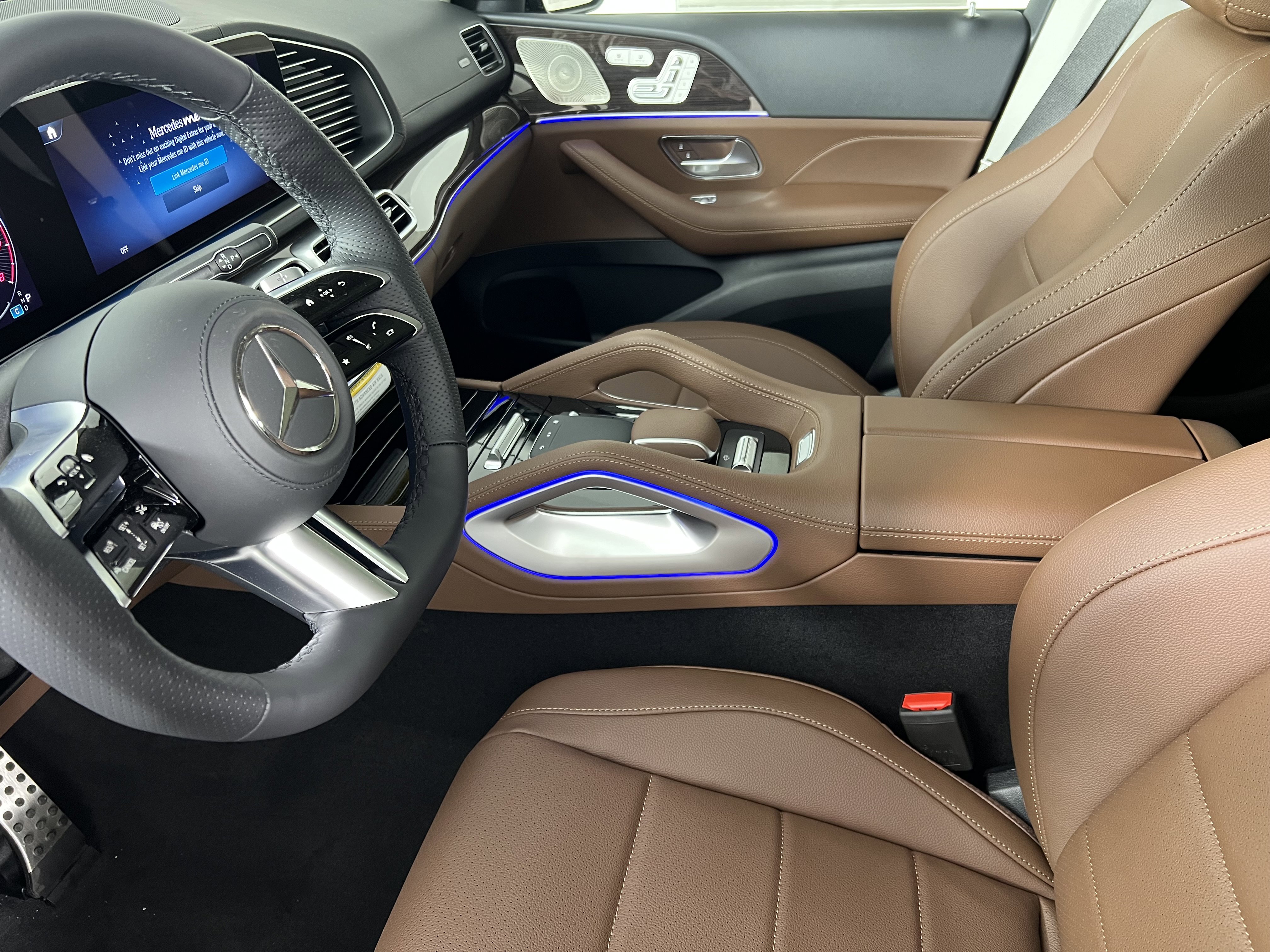 New 2026 Mercedes-Benz GLS 450 4MATIC image 4