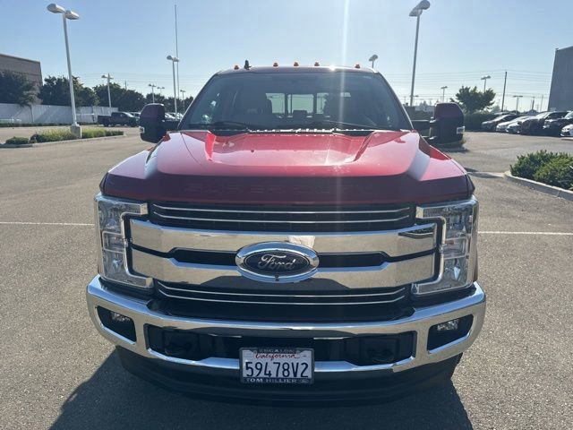 Used 2019 Ford F350 Lariat w/ Lariat Value Package AWD/4WD image 4