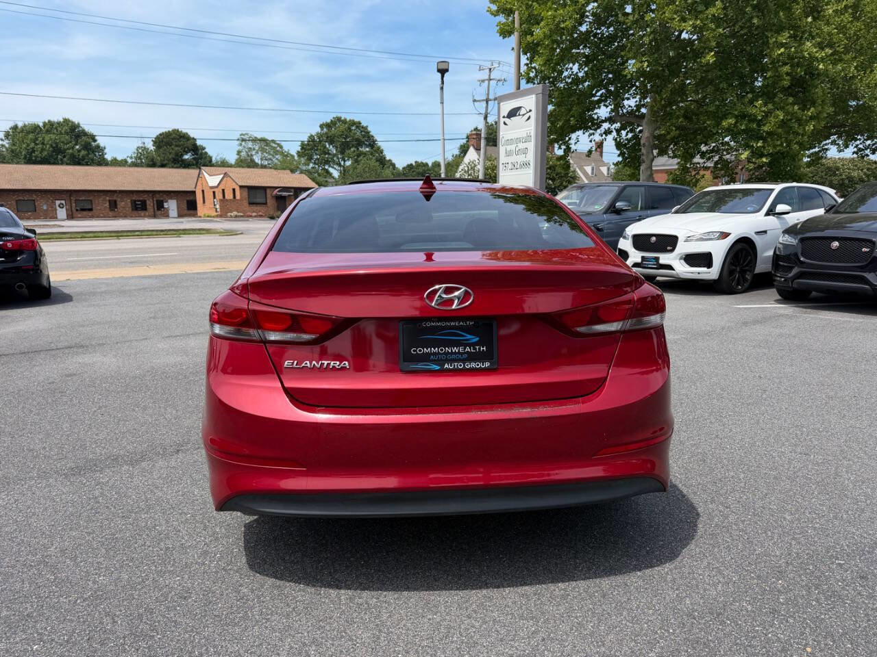 Used 2017 Hyundai Elantra Value Edition FWD image 10