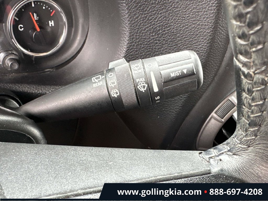 Used 2015 Jeep Wrangler Sport AWD/4WD image 30