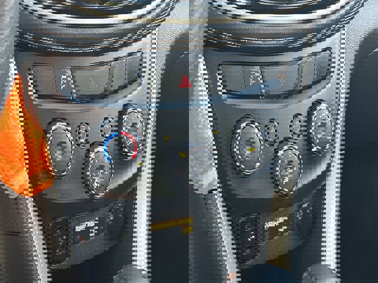 Used 2021 Chevrolet Trax LS w/ Tint and Cruise Package image 23