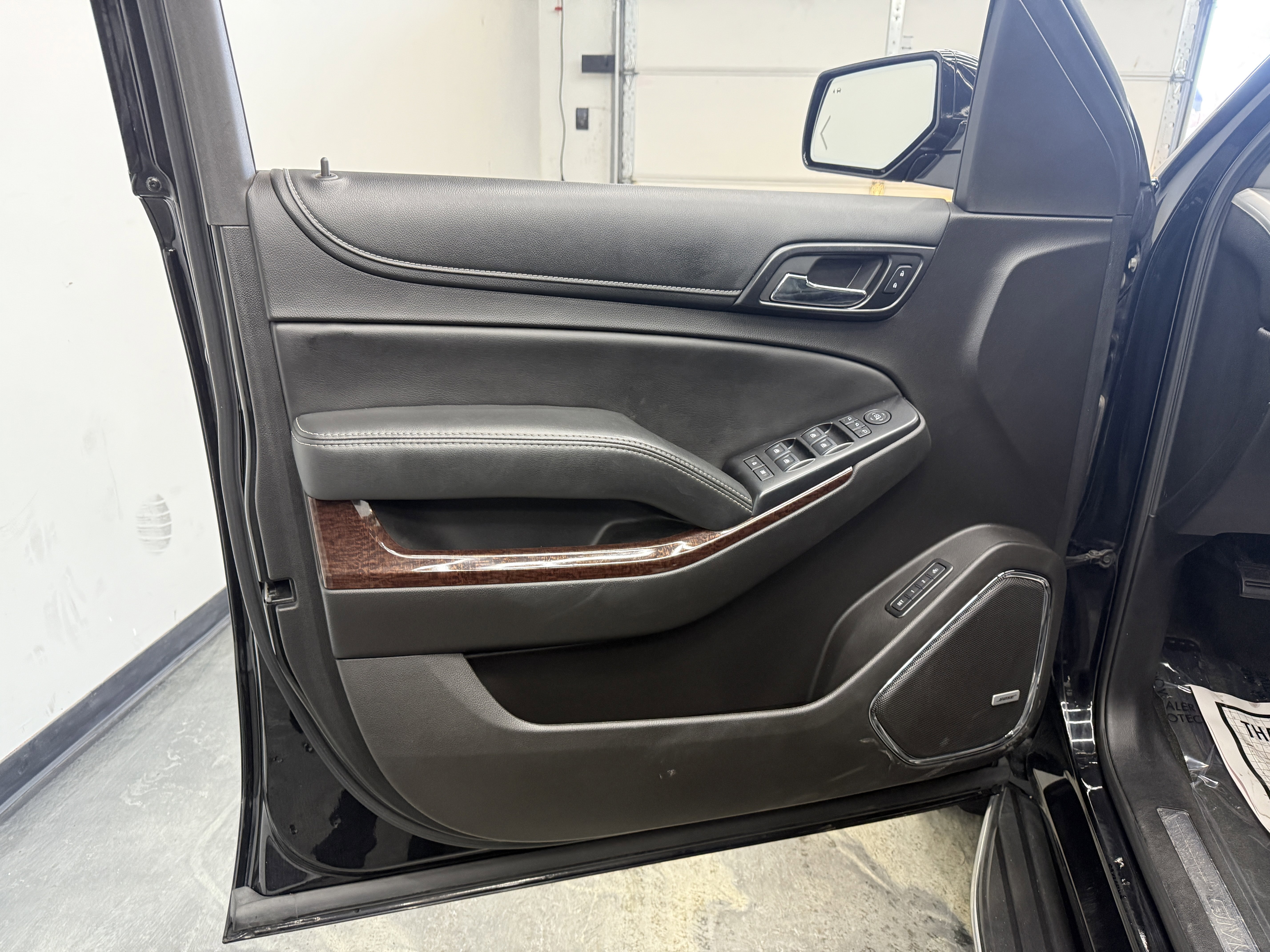 Used 2018 GMC Yukon SLT image 9