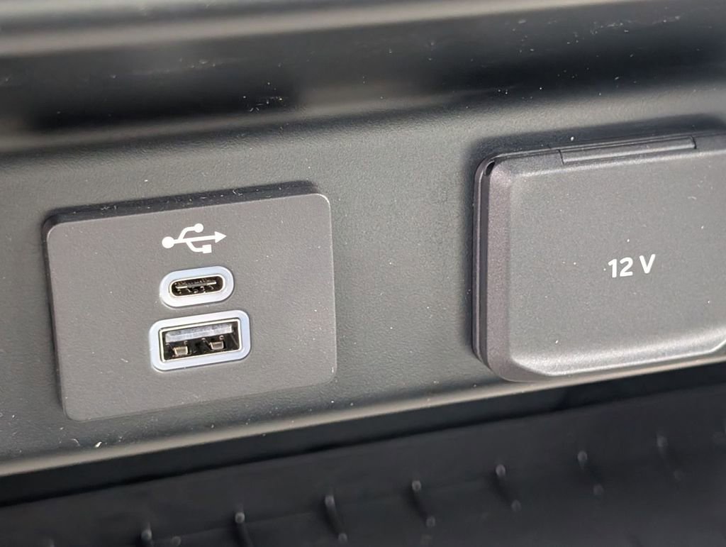 New 2025 Ford F550 4x4 Regular Cab Super Duty image 30