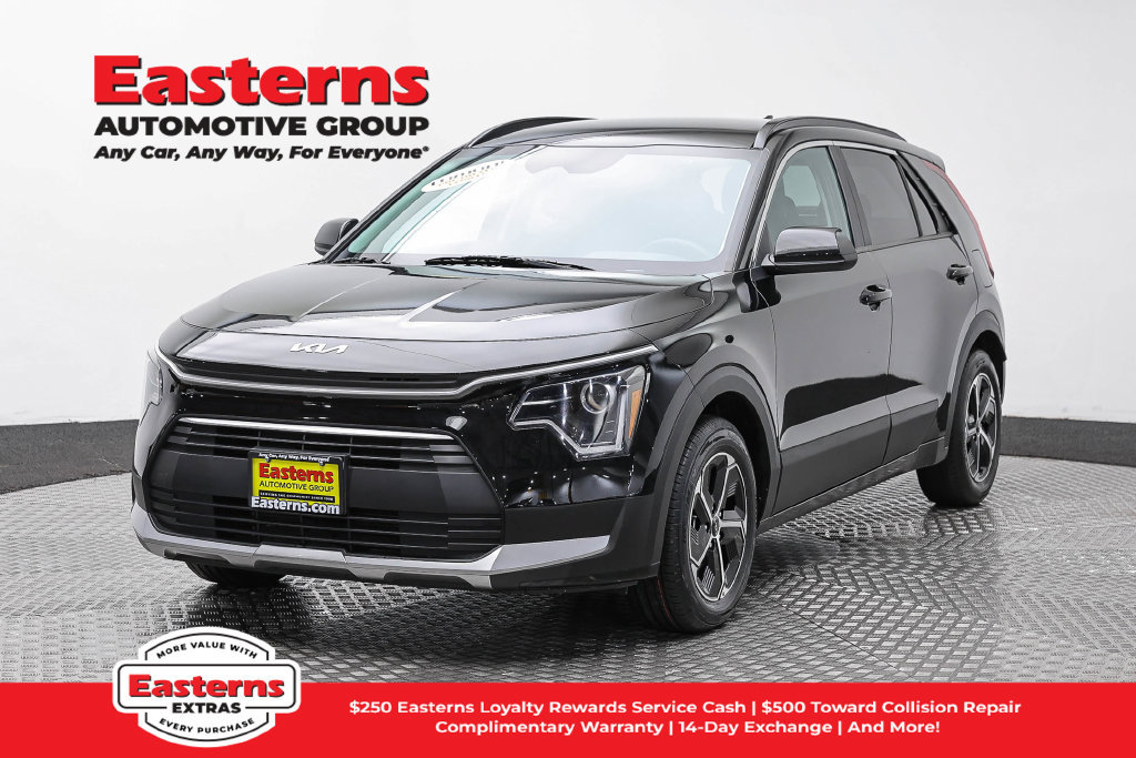 Used 2024 Kia Niro LX FWD image 1