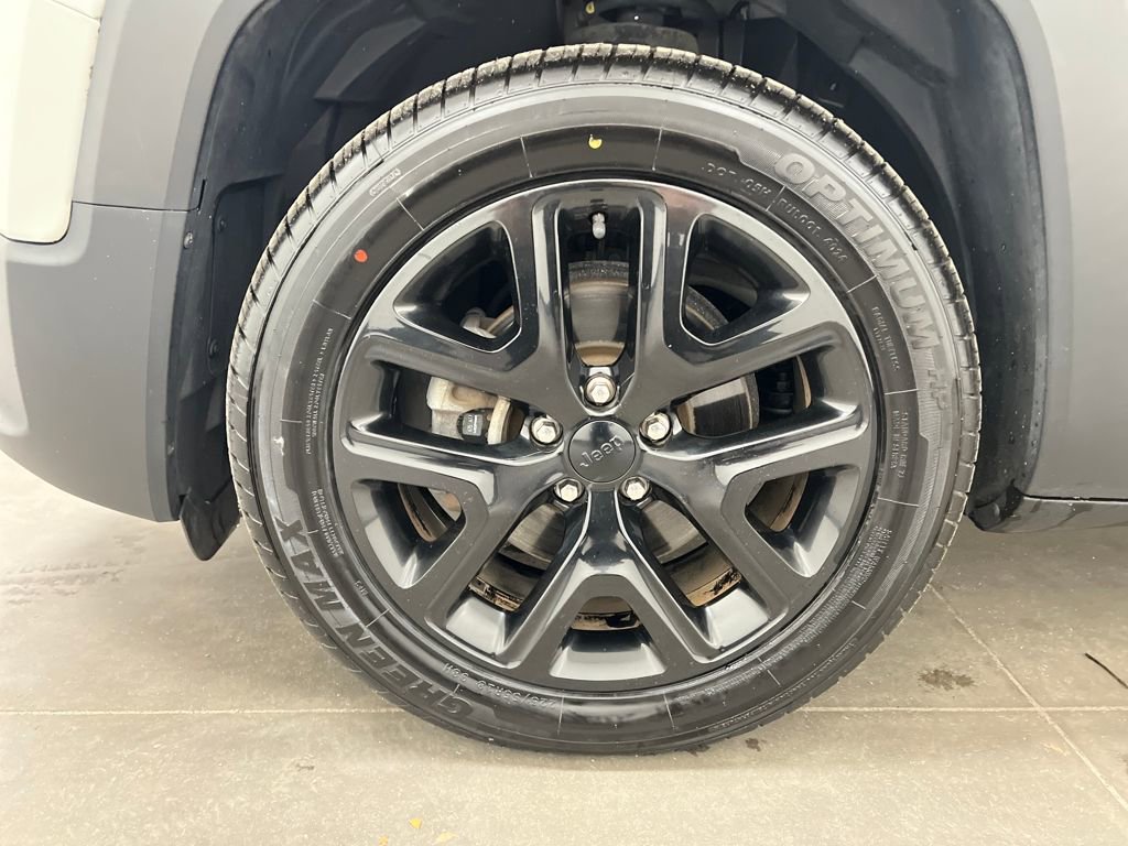 Used 2017 Jeep Renegade Altitude image 30