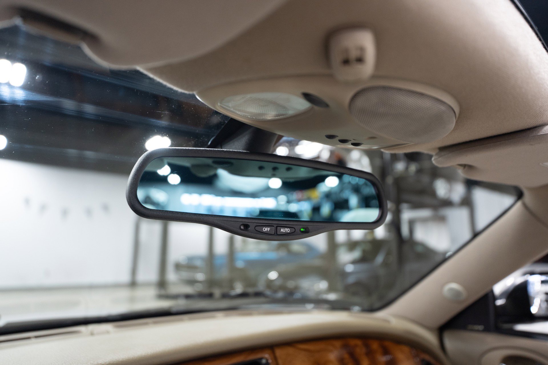 Used 2006 Jaguar XK8 Convertible image 55