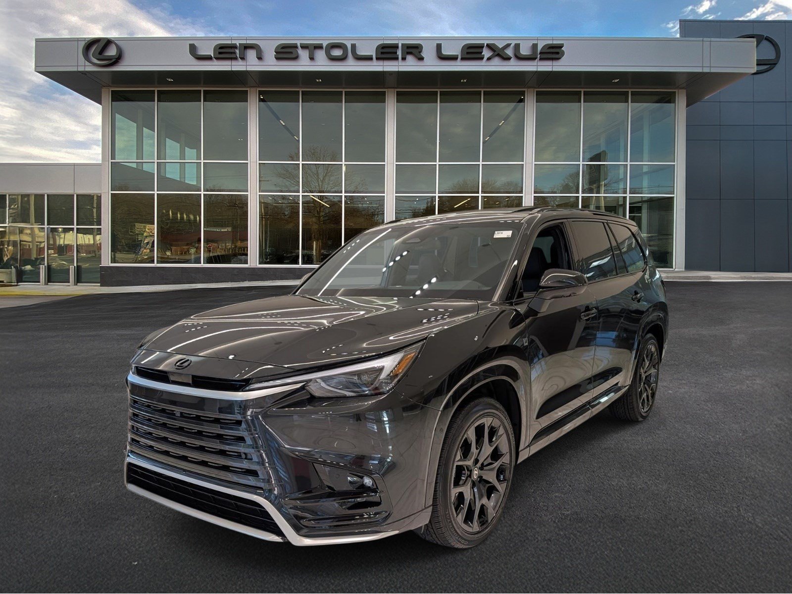 New 2026 Lexus TX 500h AWD w/ Technology Package image 4