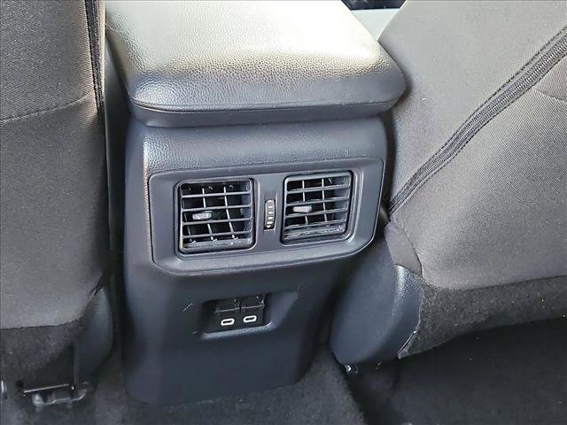 Used 2025 Toyota RAV4 XLE FWD image 16