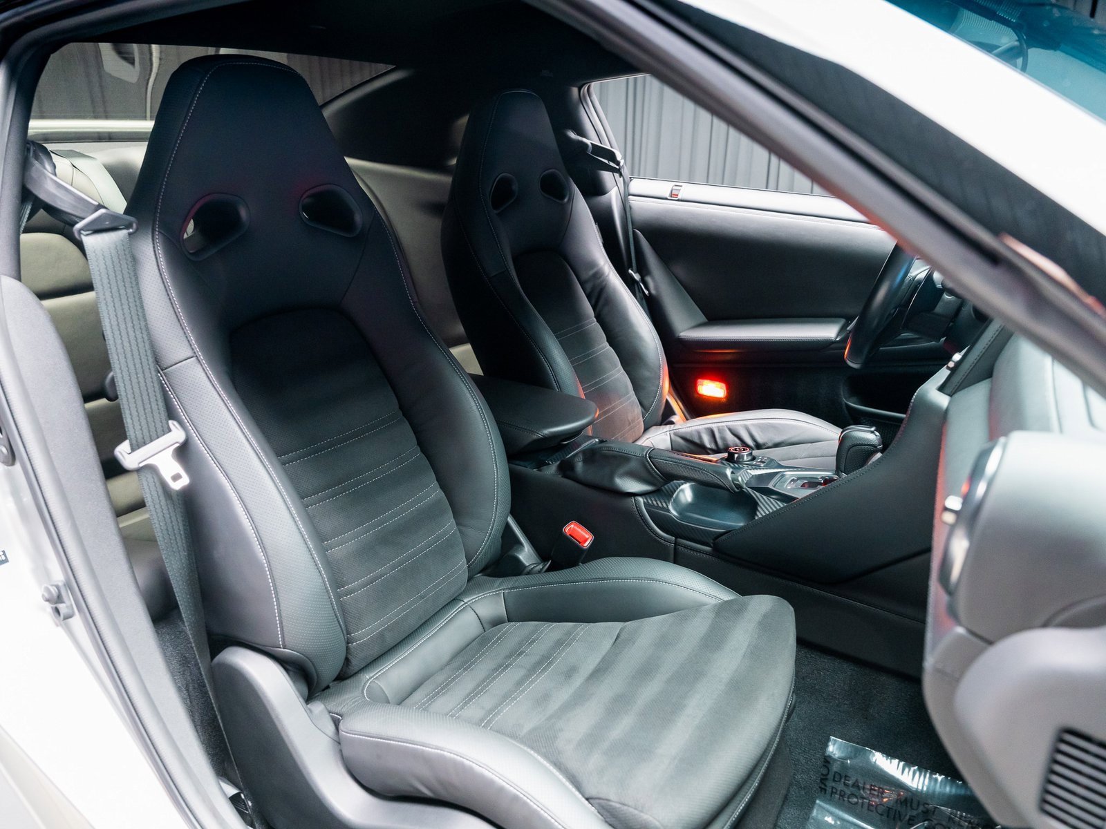 Used 2024 Nissan GT-R Premium w/ Floor Mat Package image 49