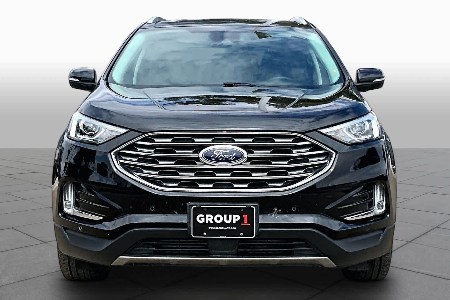 Used 2022 Ford Edge Titanium AWD/4WD image 4