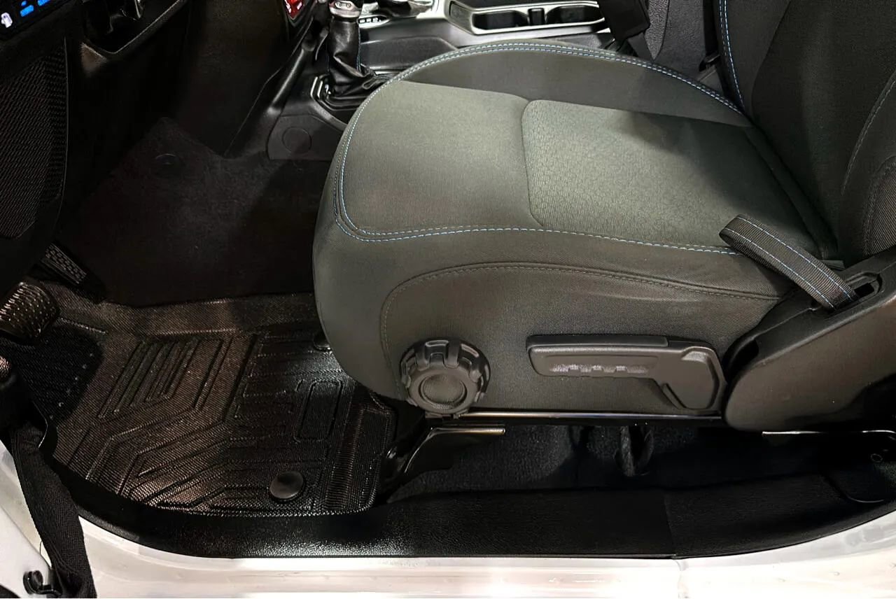 Used 2022 Jeep Wrangler Unlimited Rubicon 4xe image 39