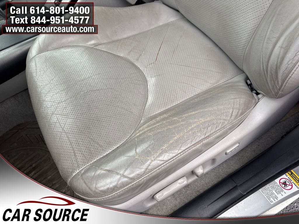 Used 2010 Toyota RAV4 Limited image 15