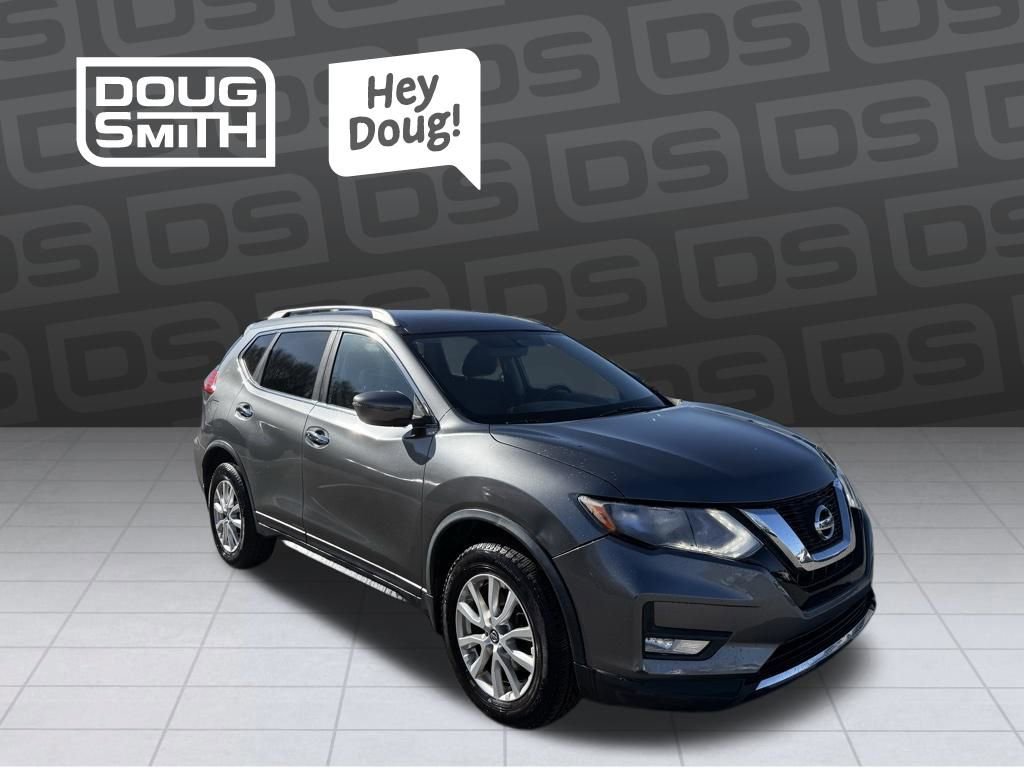 Used 2017 Nissan Rogue SV image 6