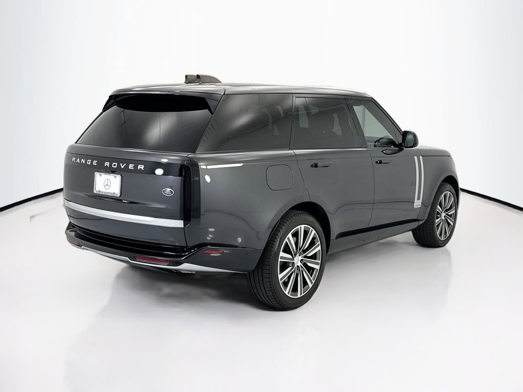 Used 2023 Land Rover Range Rover Autobiography AWD/4WD image 5