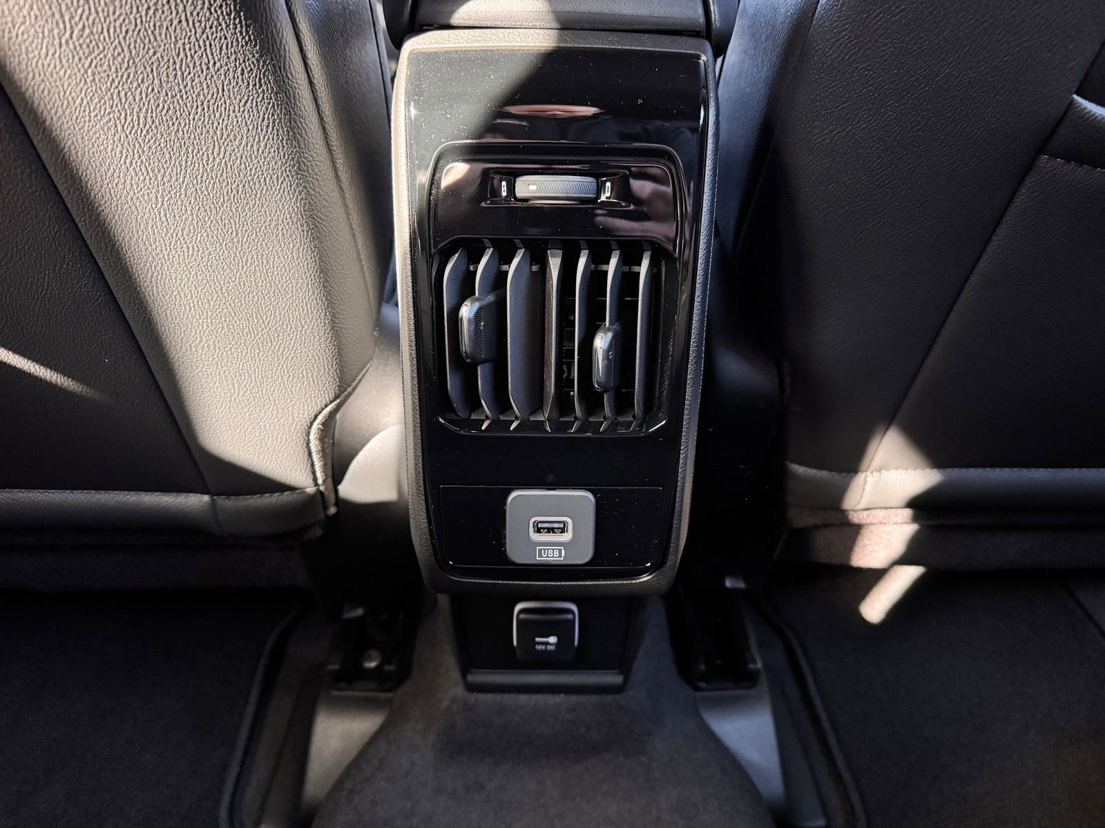 New 2026 Jeep Compass Limited image 23