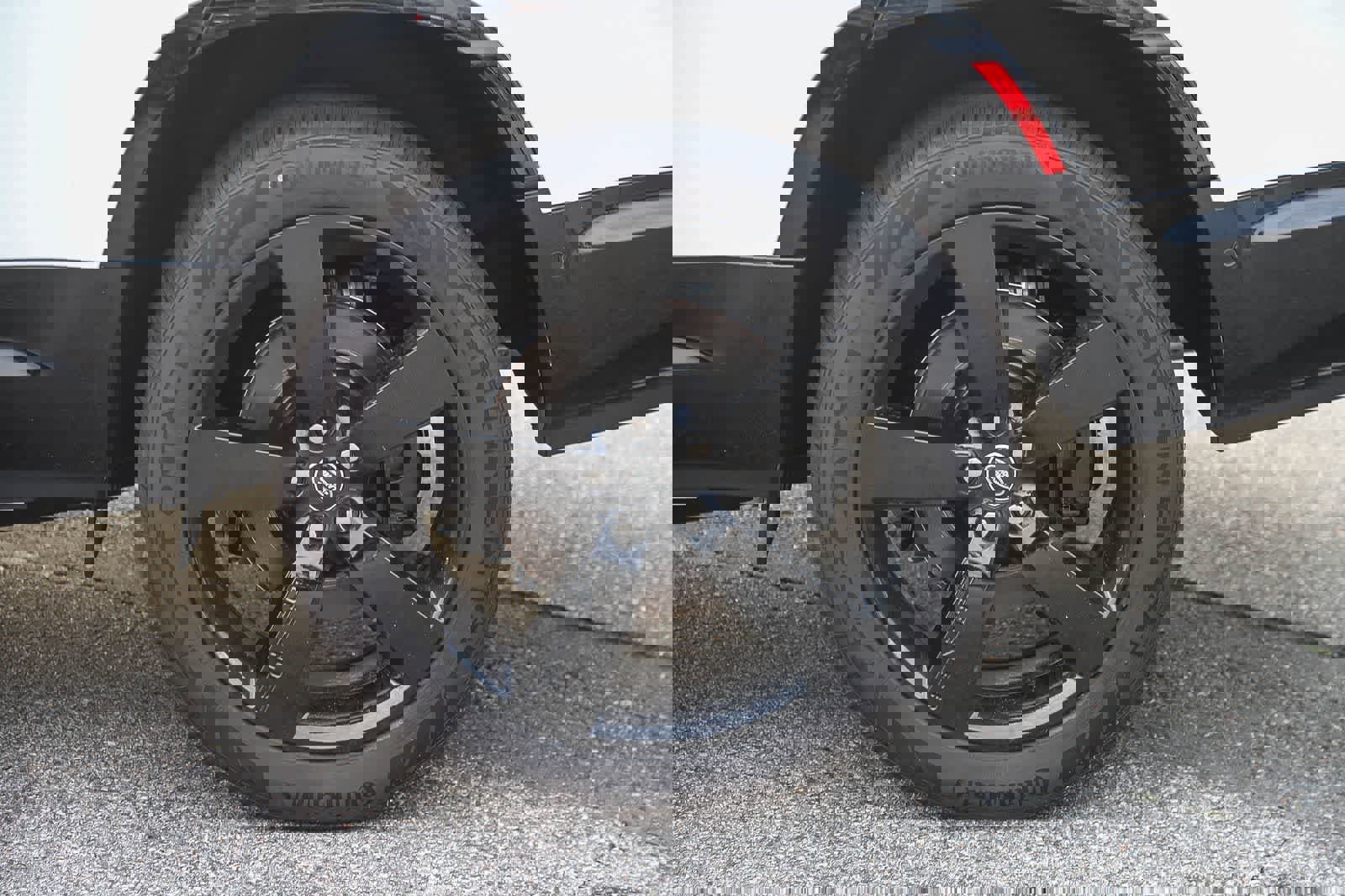 New 2025 Land Rover Defender 130 V8 image 11