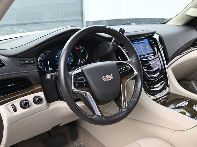 Used 2019 Cadillac Escalade Luxury image 22