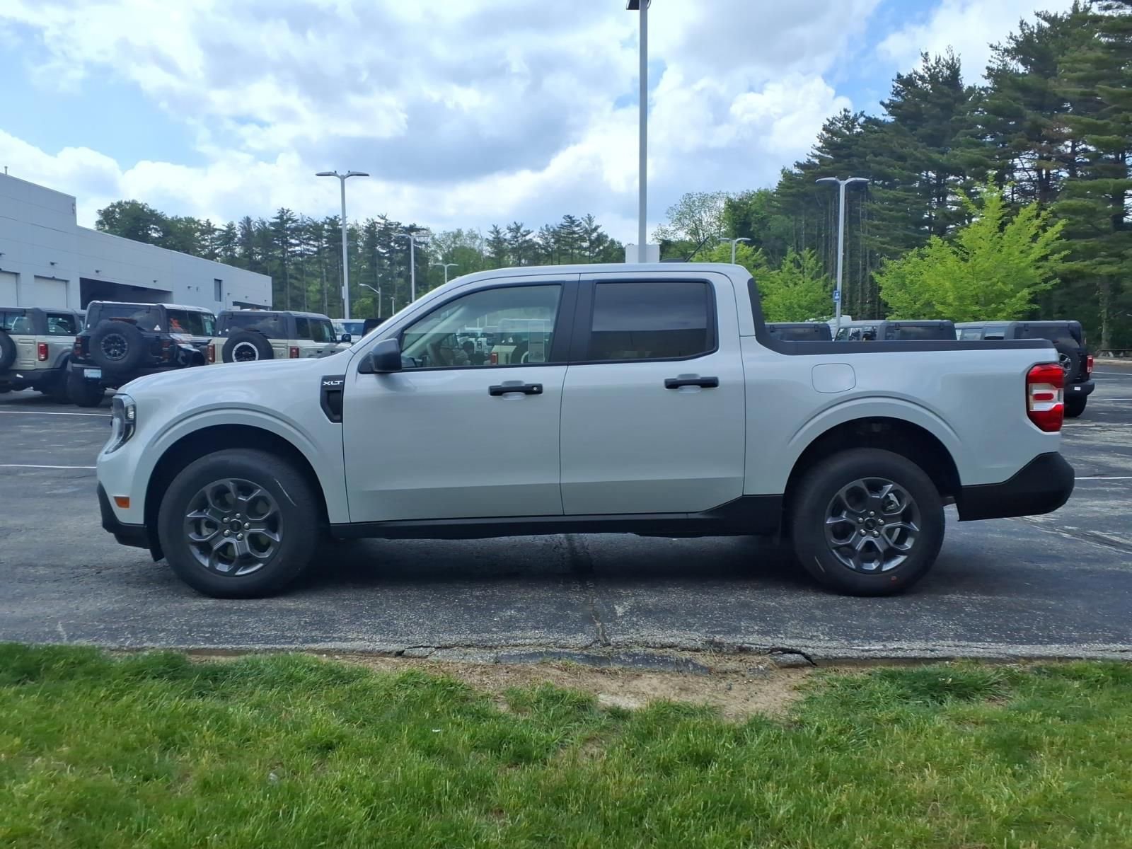 New 2026 Ford Maverick XLT AWD/4WD image 6