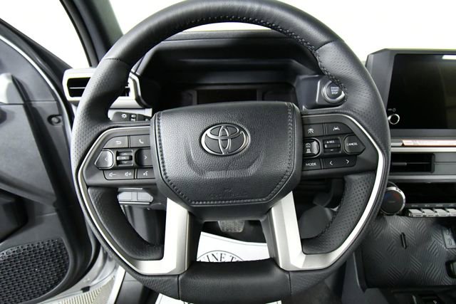 New 2026 Toyota 4Runner SR5 image 2