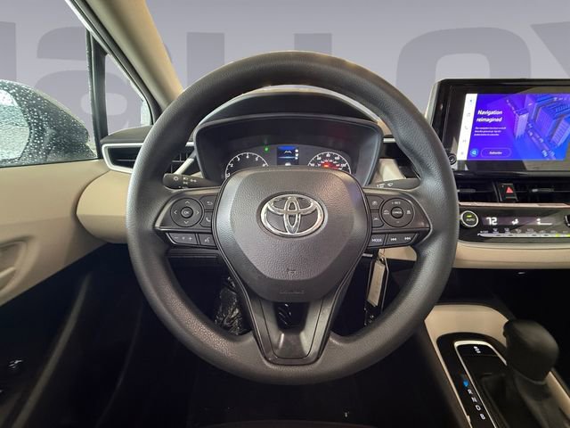 Used 2025 Toyota Corolla LE image 13