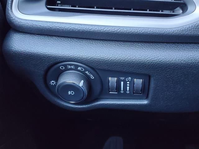 New 2026 Chrysler Pacifica Select image 12