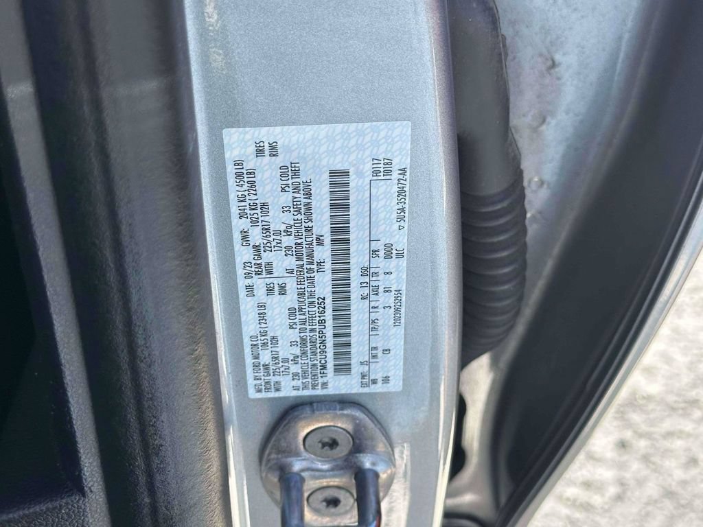 Used 2023 Ford Escape Active AWD/4WD image 18