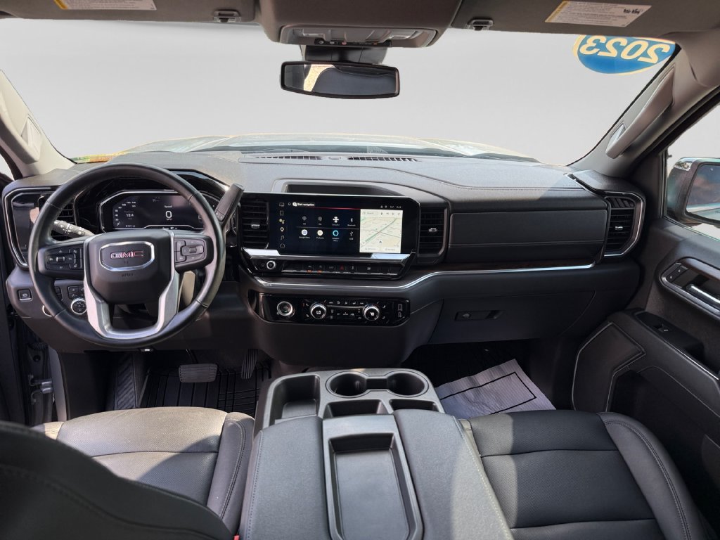 Used 2023 GMC Sierra 1500 SLT AWD/4WD image 17