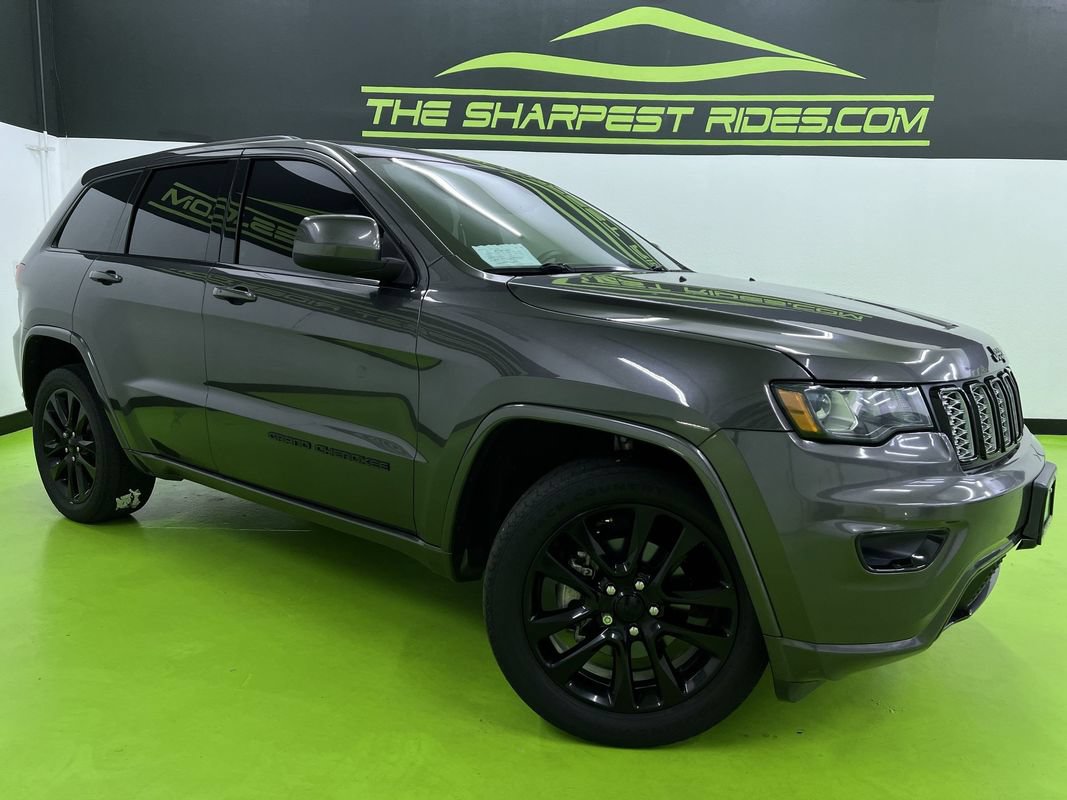 Used 2018 Jeep Grand Cherokee Altitude AWD/4WD image 1