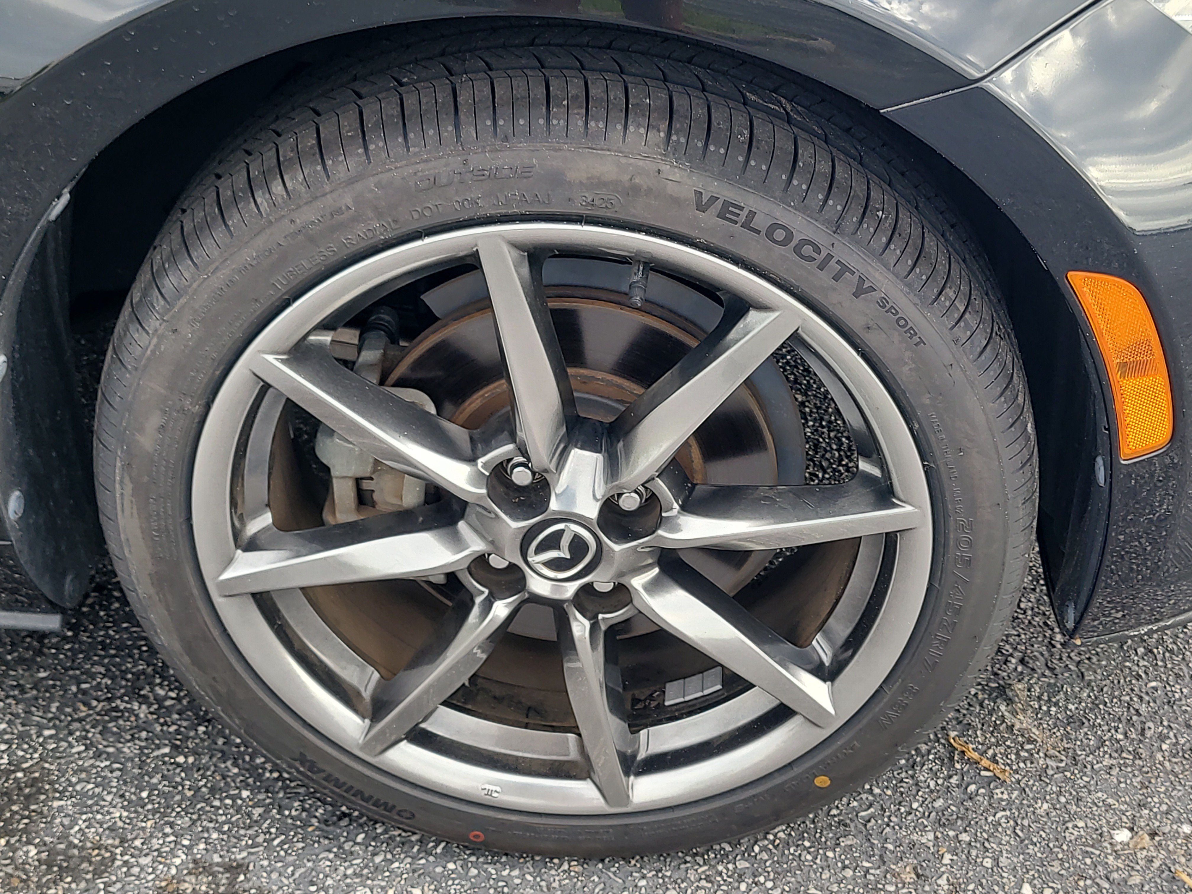 Used 2023 MAZDA MX-5 Miata Grand Touring RWD image 10