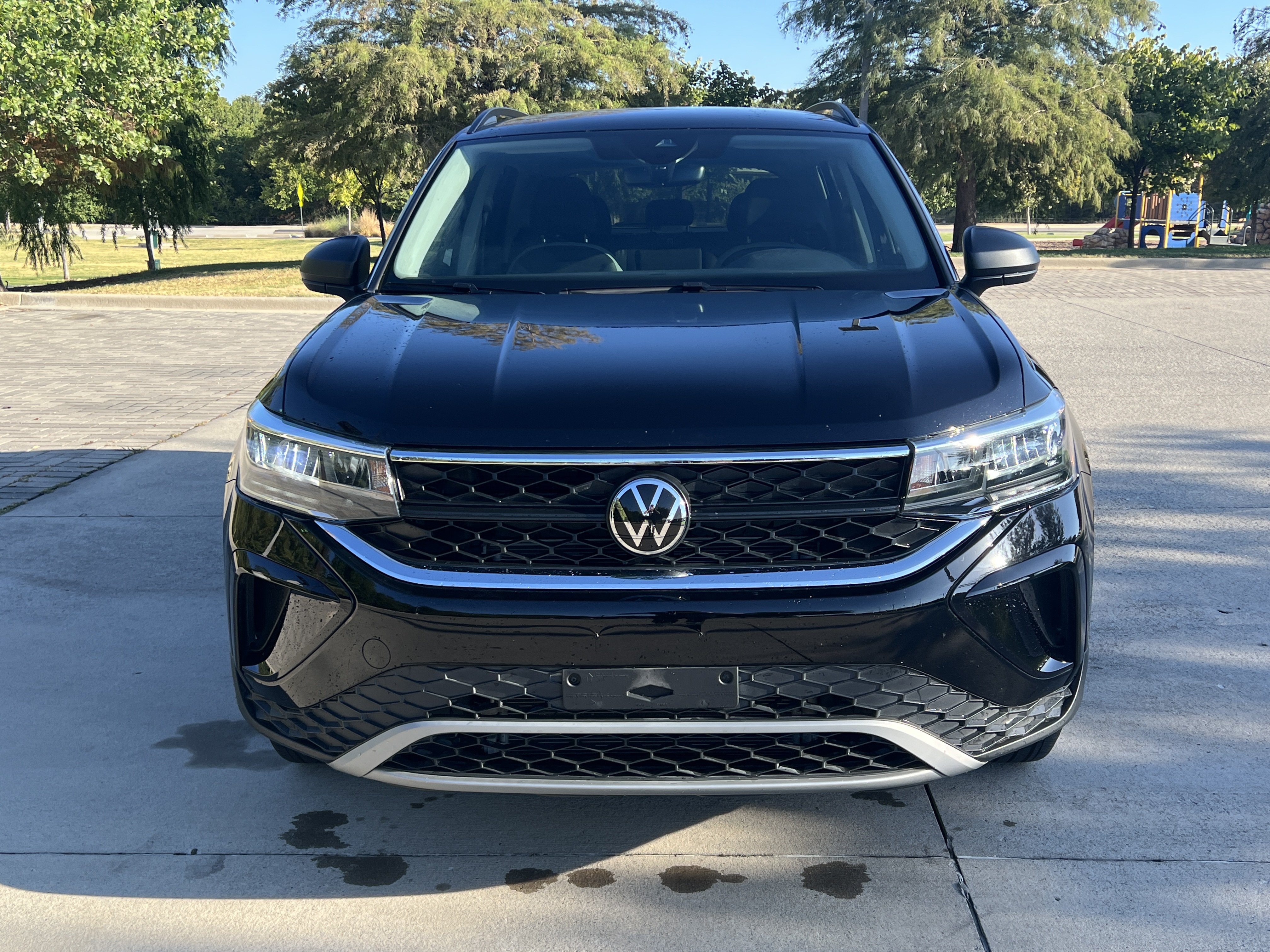 Certified 2024 Volkswagen Taos S FWD image 3