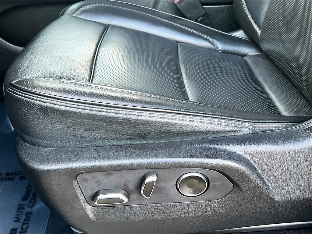 Used 2024 GMC Yukon XL Denali image 20