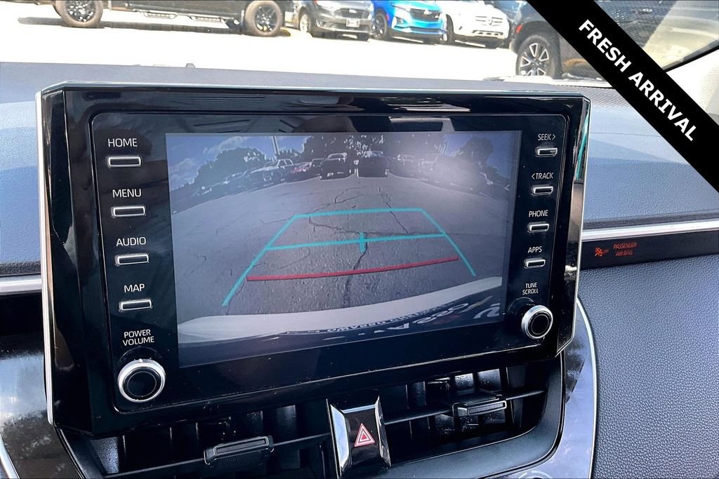 Used 2020 Toyota Corolla LE FWD image 15