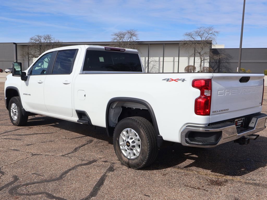 Used 2024 Chevrolet Silverado 2500 LT image 5