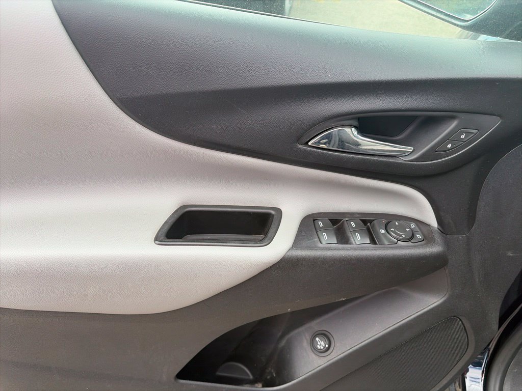 Used 2020 Chevrolet Equinox LT FWD image 42