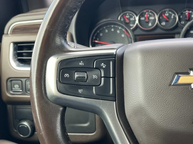 Used 2021 Chevrolet Suburban LT image 33