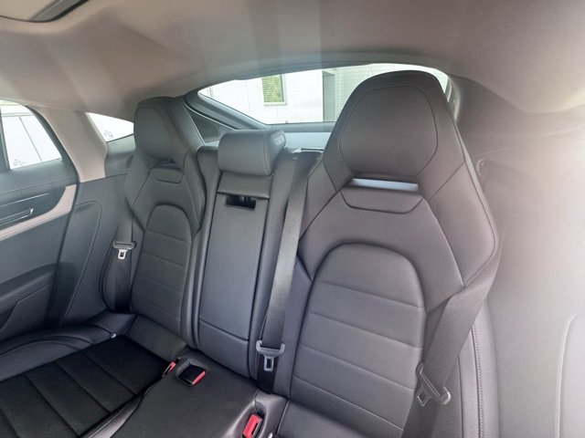 Used 2024 Porsche Panamera 4 image 12