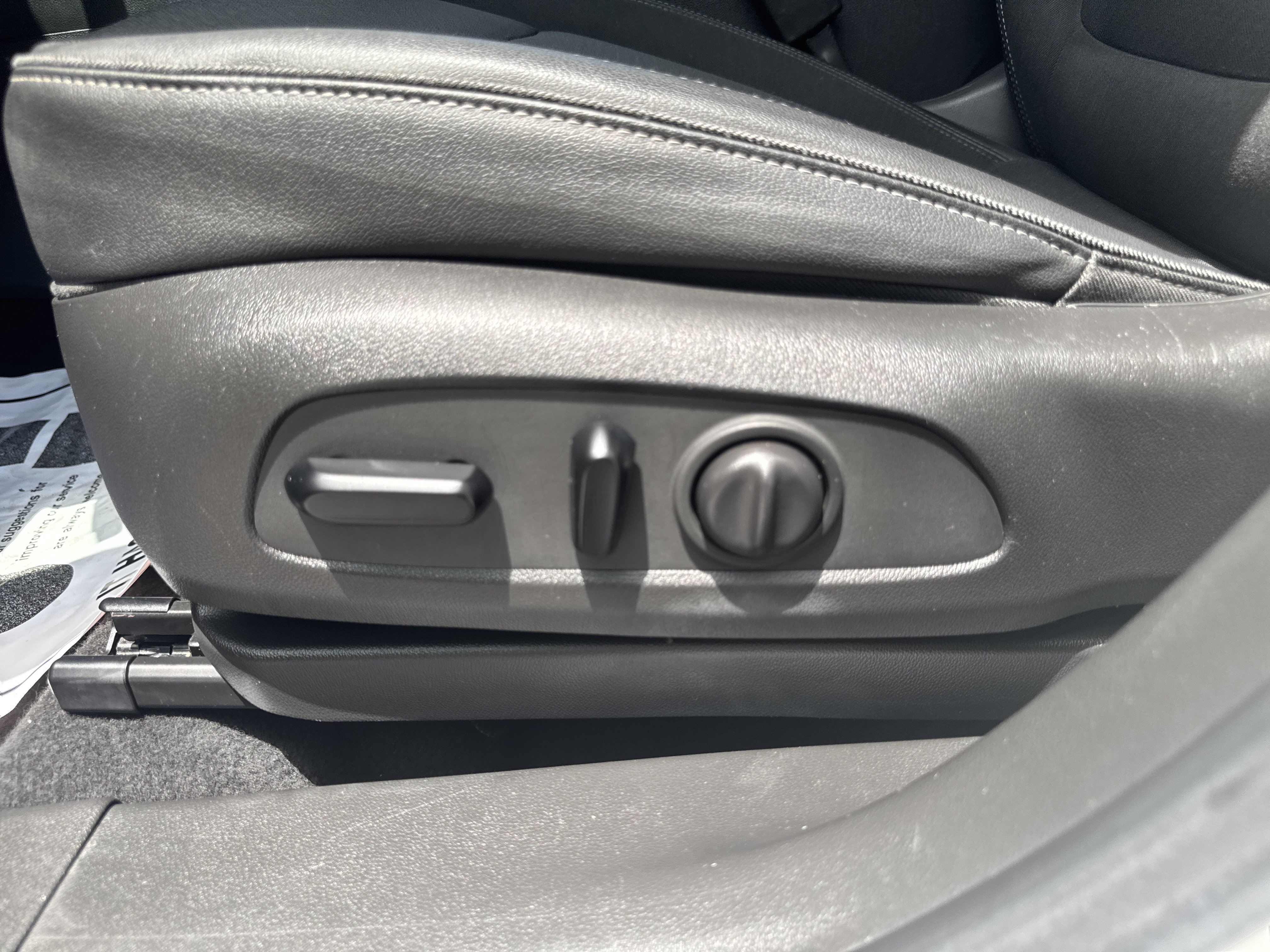 Certified 2022 Buick Encore GX Preferred w/ Cold Weather Comfort Package FWD image 20