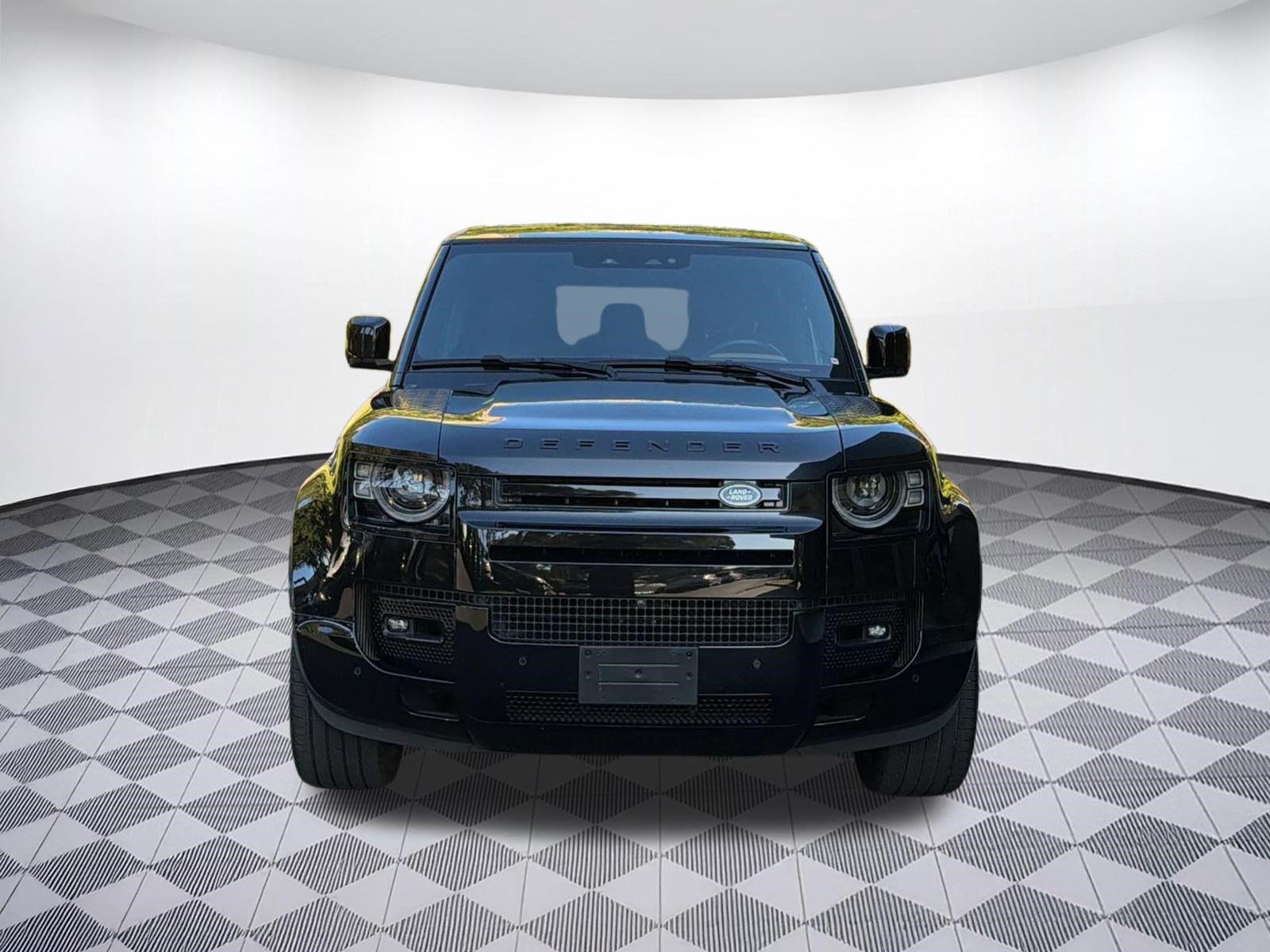 Used 2023 Land Rover Defender 130 X AWD/4WD image 6
