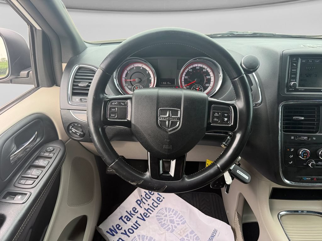 Used 2019 Dodge Grand Caravan SXT FWD image 13