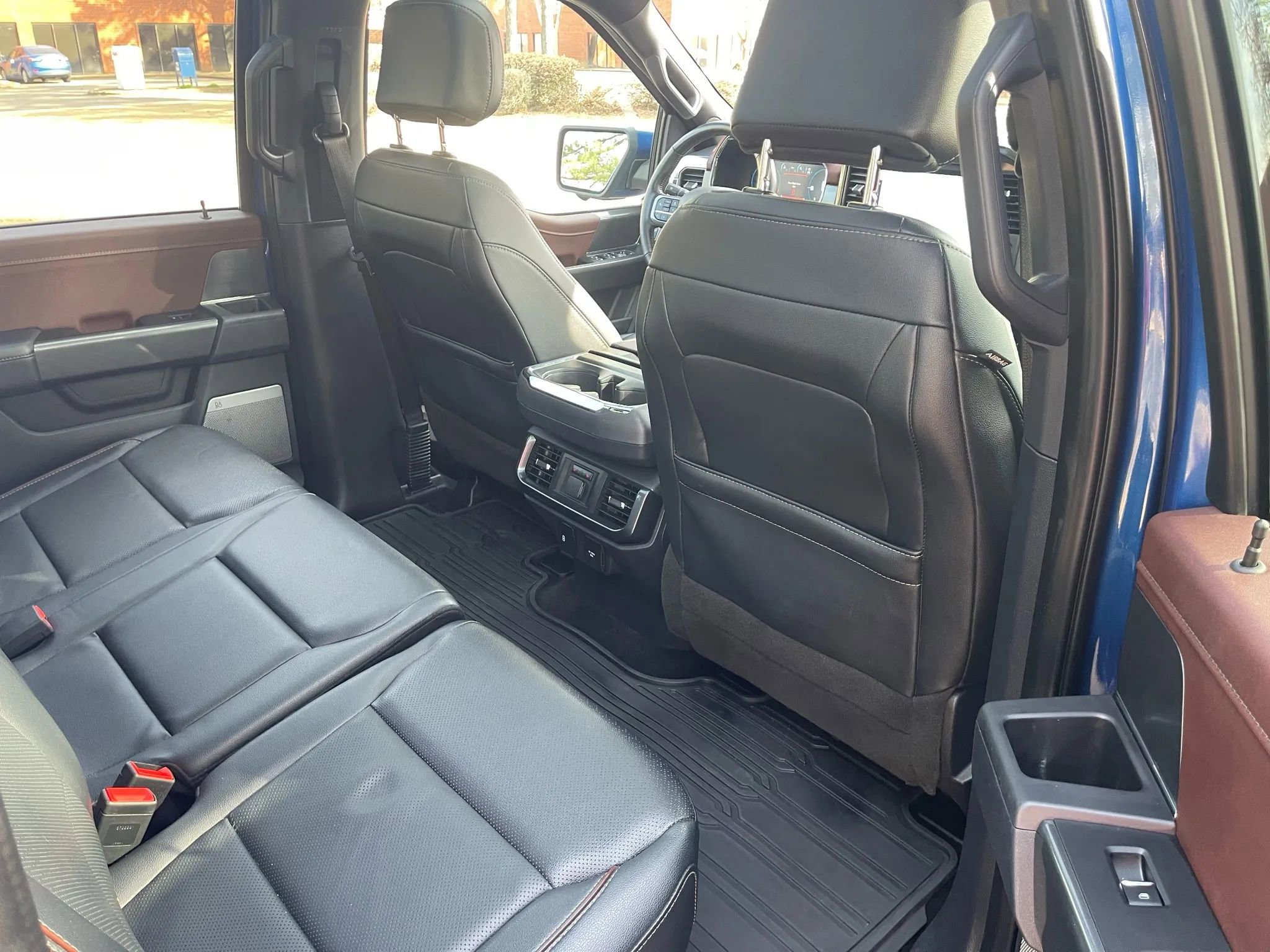 Used 2022 Ford F150 Lariat w/ Equipment Group 502A High image 13