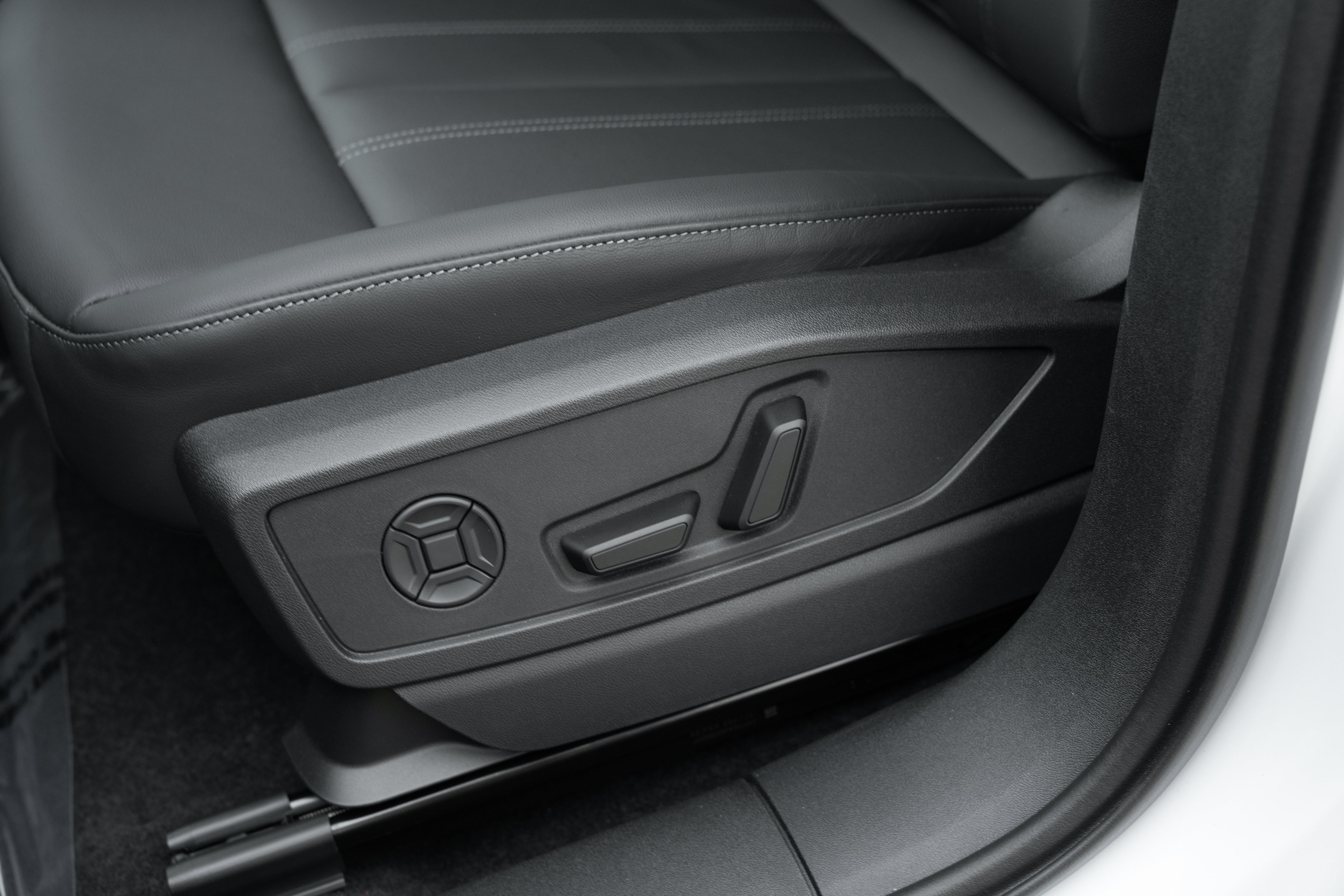 New 2026 Audi Q5 Premium Plus AWD/4WD image 22