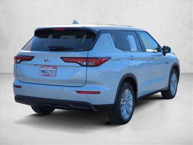 Used 2024 Mitsubishi Outlander ES image 5