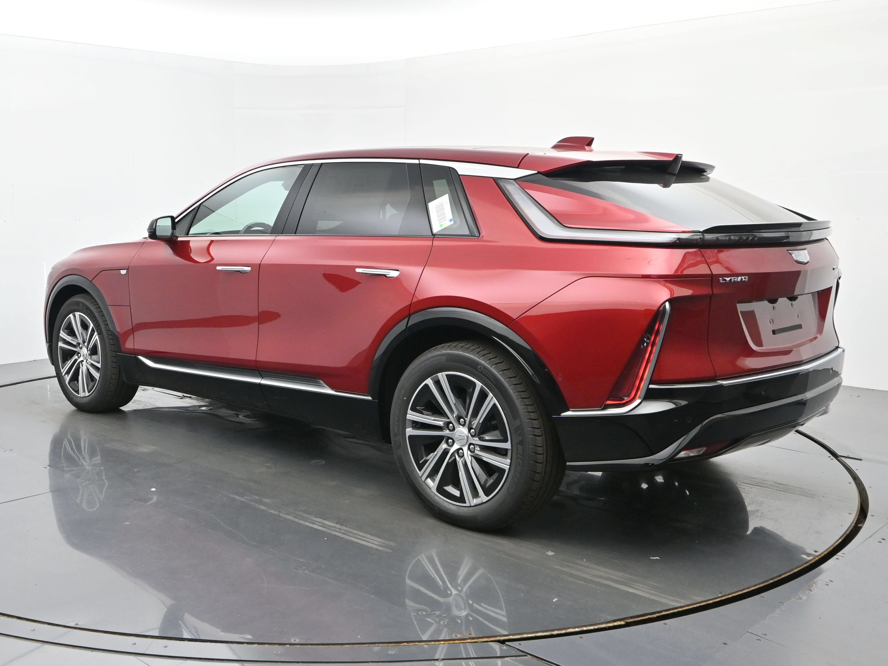 New 2026 Cadillac Lyriq Luxury w/ LPO, Floor Liner Package AWD/4WD image 3