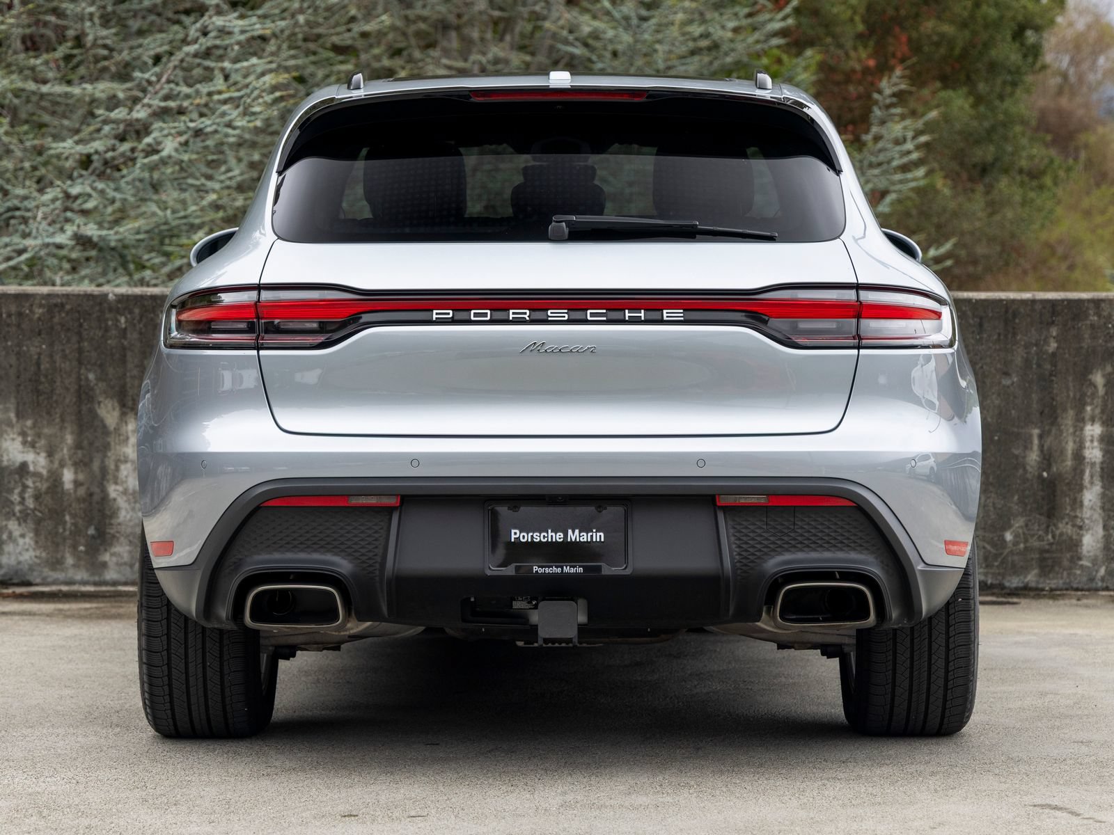 Certified 2026 Porsche Macan AWD/4WD image 10